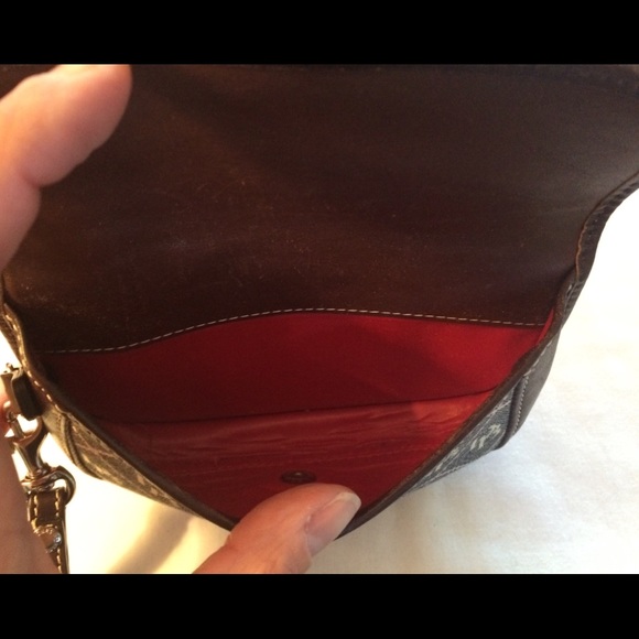 Dooney and Bourke Leather Wristlet - Picture 4 of 4
